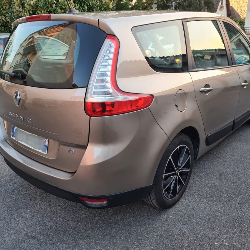 Photo de profil pour le VTC Nasben à Paris